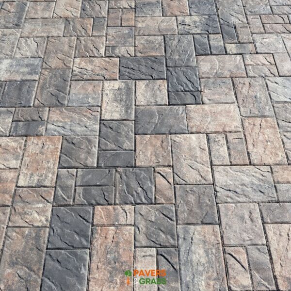 Driveway using Tan Creme Bedrock Charcoal Paver